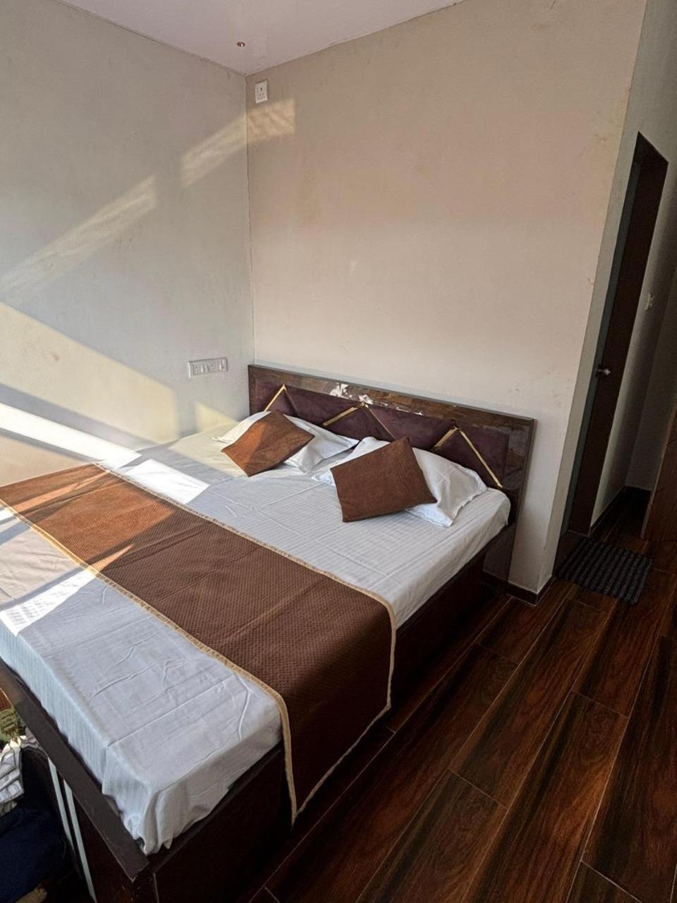Stella Villa Murud  Exterior photo